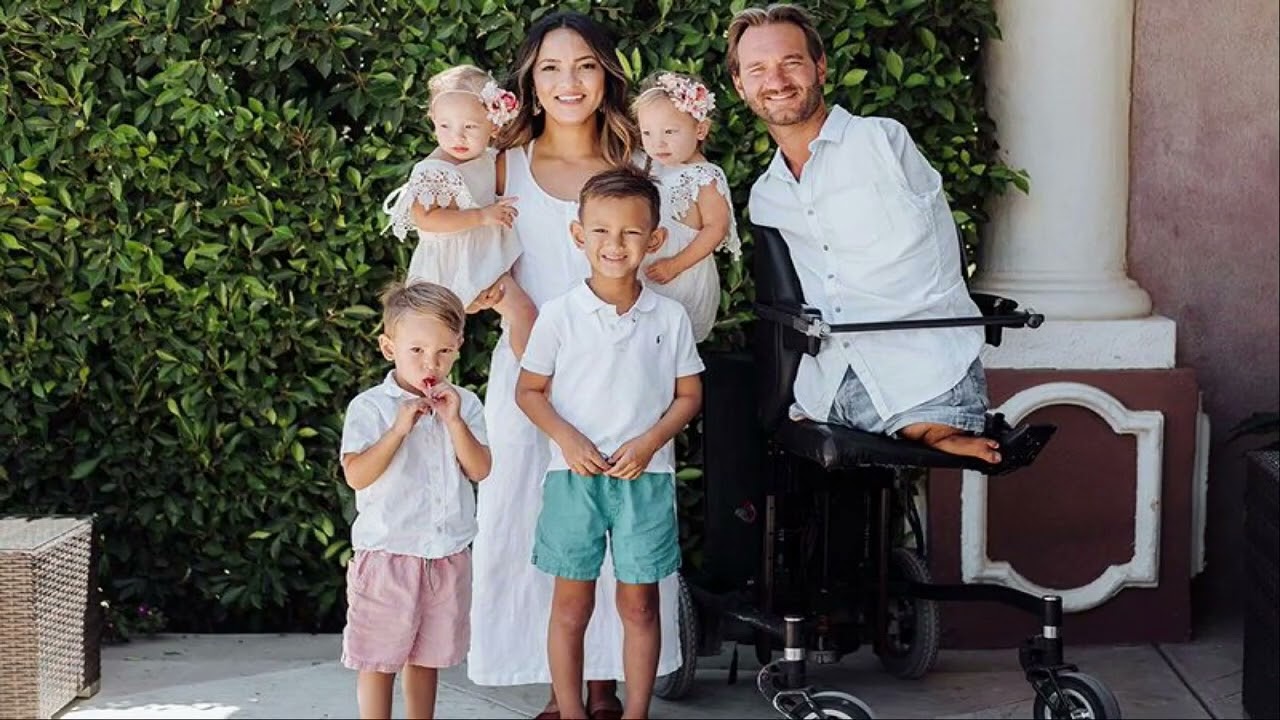 Sin brazos, sin piernas pero con una voluntad inquebrantable y trasformador. (Nick Vujicic)