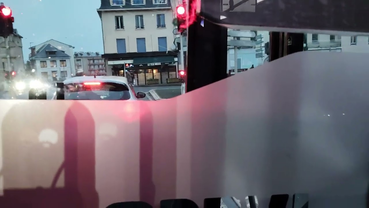(Agglobus Rodez) Ligne A destination Maison Neuve avec l'Iveco Urbanway 12 BHNS GNV n°189