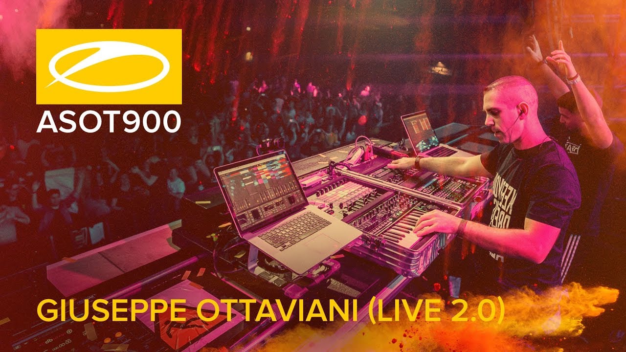 Giuseppe Ottaviani live at A State Of Trance 900 (Jaarbeurs, Utrecht - The Netherlands)