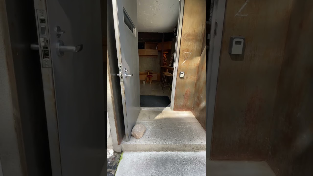 Toronto Caf&eacute; Journey #7 - Boxcar Social Laneway &middot; 298 Markham St