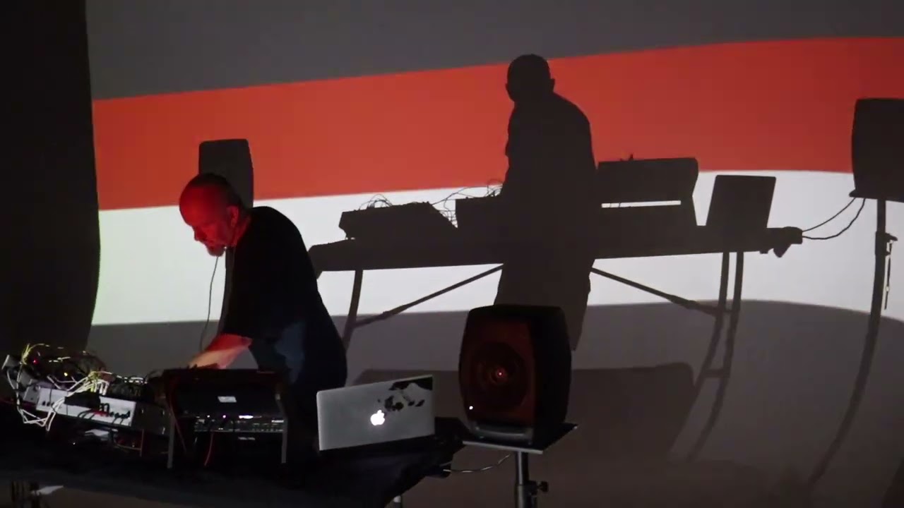 1 minute live performance
