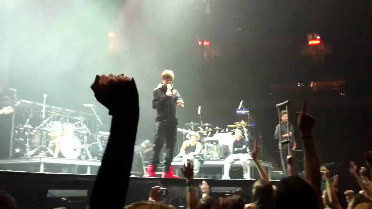 Justin Bieber Soundcheck - Vancouver, BC