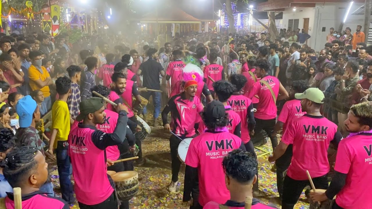 തുള്ളി പോകും 🕺 VMK Music Band Malappuram | Thekkans @Kuttippuram 2023