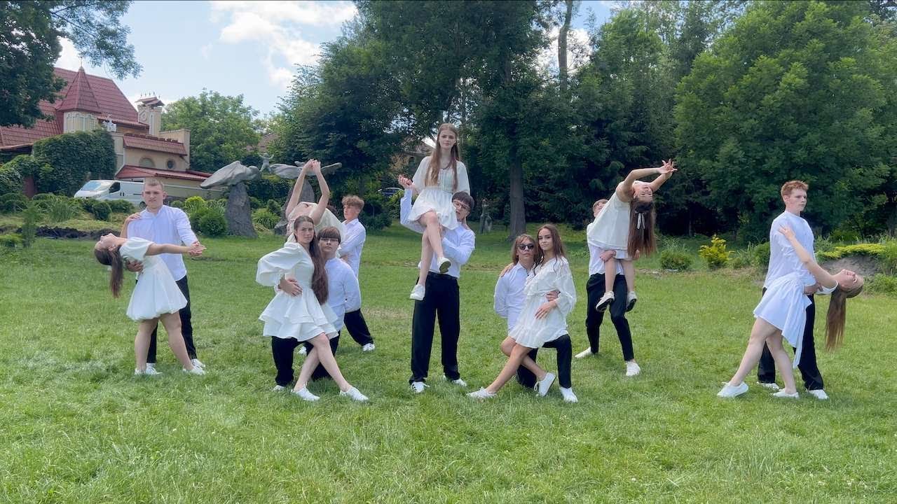 Ліцей №1 Коростишівської міської ради - Olympus dance club - Вальс (Lana Del Rey - Summertime)