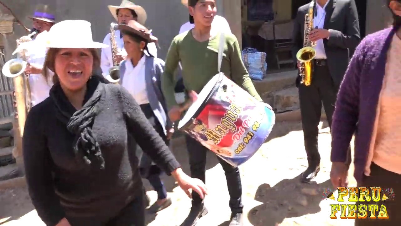 🎷Santiago al estilo Huacan / Fiesta de Santiago Fam. Quispe Cóndor / Las Tres Lilis 😍 [Los Magnates]