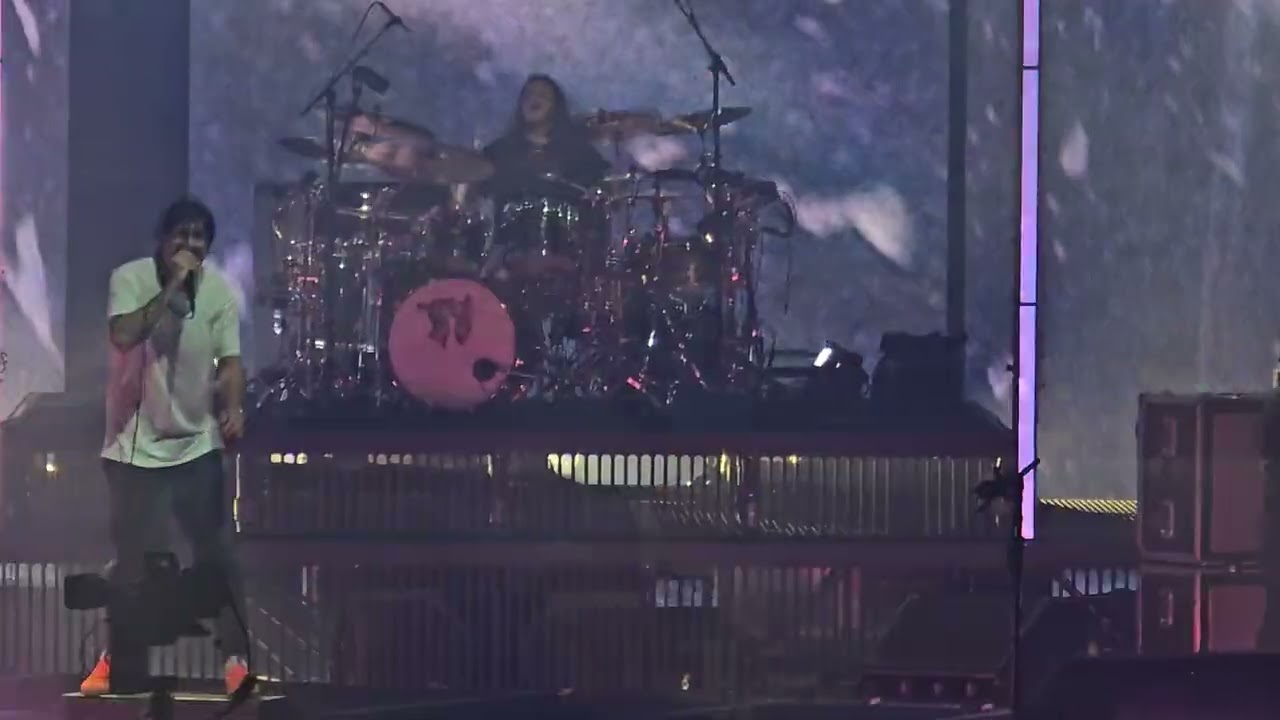 Deftones - Infinite Source (Live 9-17-2025)  Kansas City