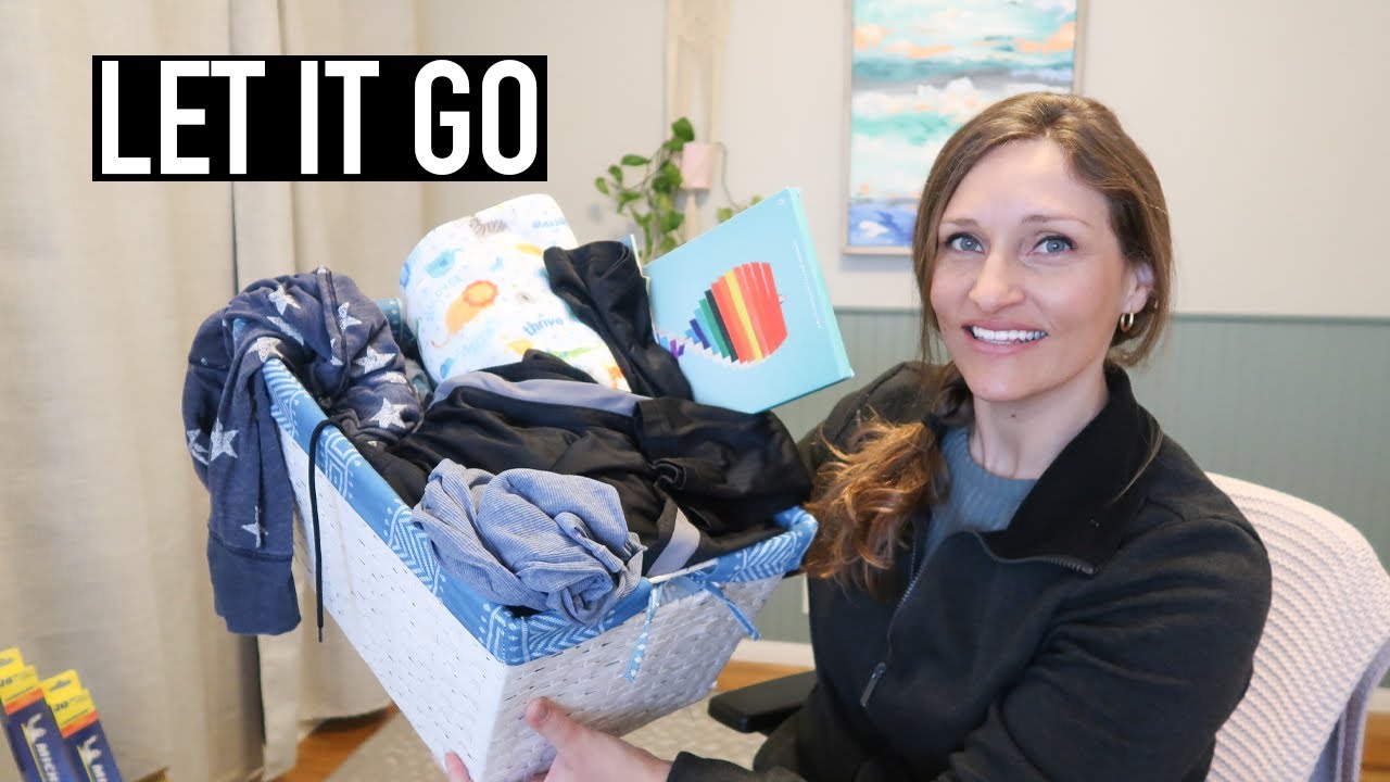 How I Stay Clutter-Free & Why I LET IT GO