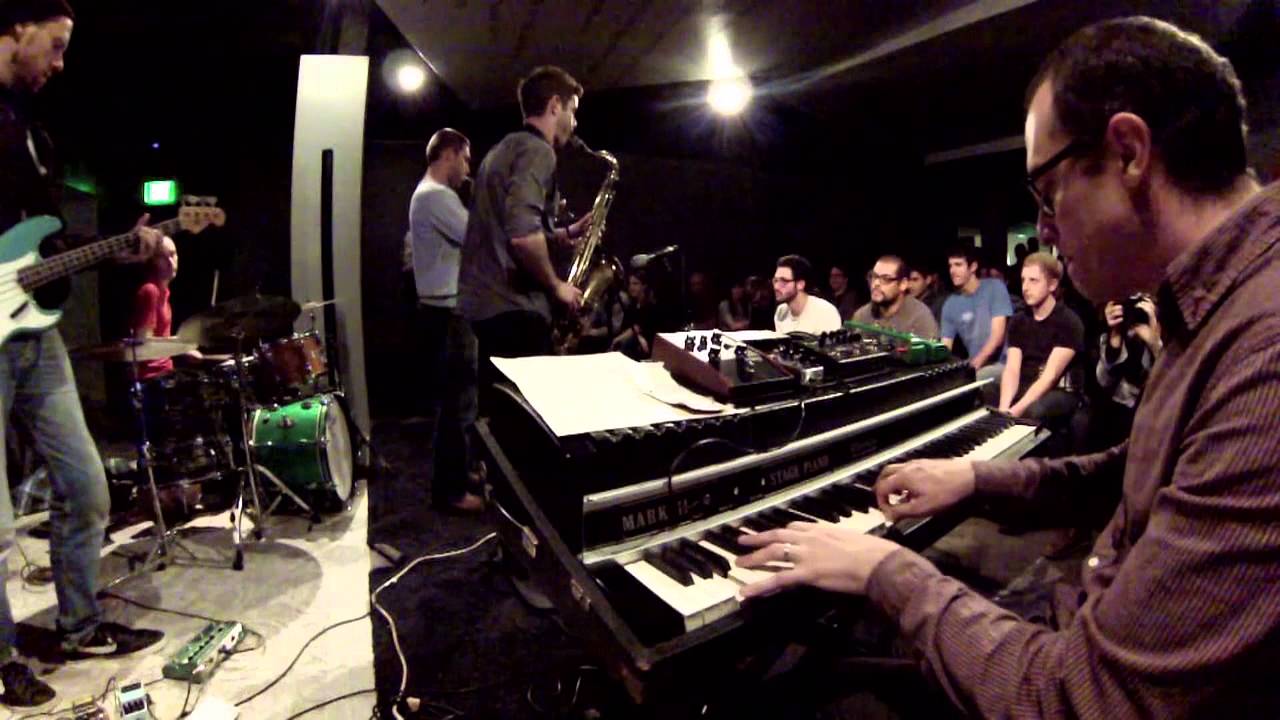 Kneebody :: Lowell LIVE at Blue Whale
