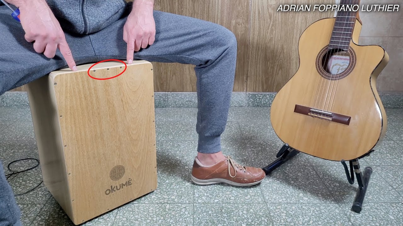 luthier profesional explica cómo afinar un CAJON