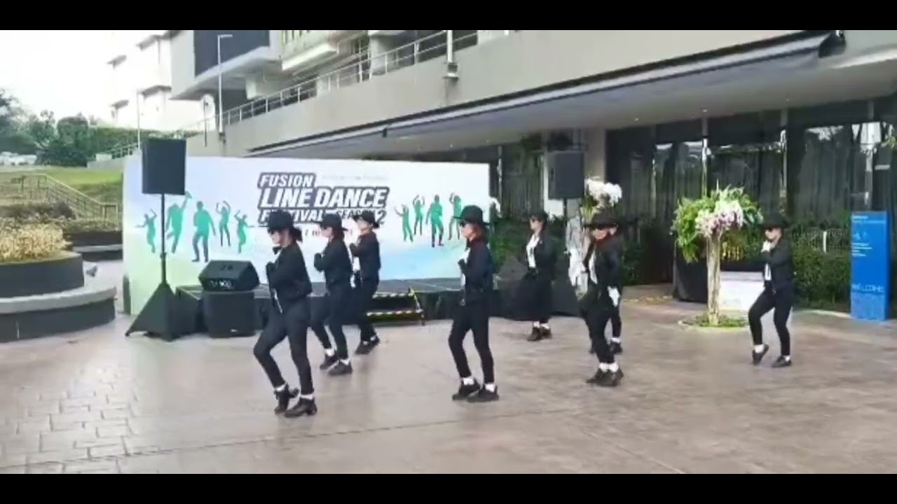 Black & White | Michael Jackson🕴️ | Sweeties J-Danza