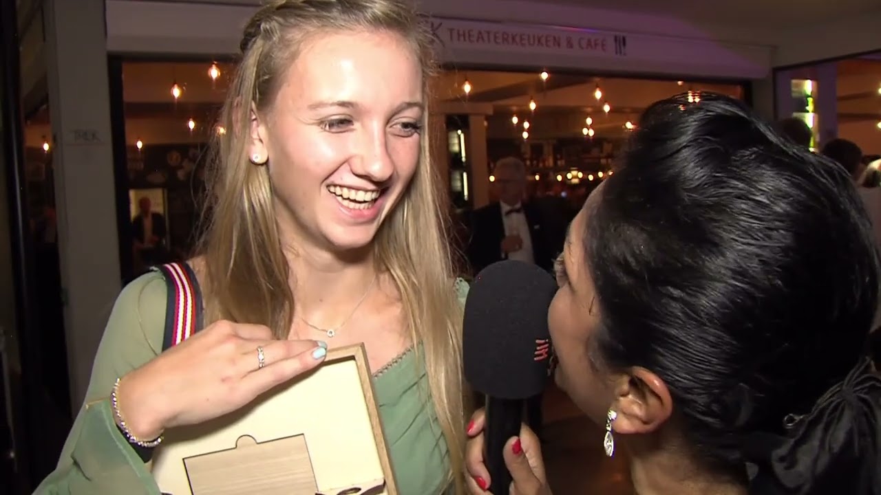 Femke Bol en Puck Pieterse - blozende tieners in Sportgala 2019