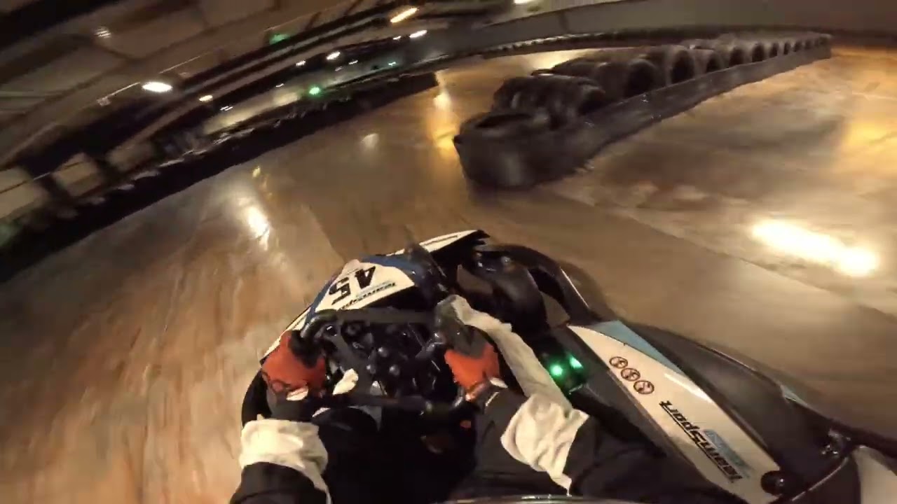 TRIPLE OVERTAKE?!? (Teamsport Karting Reading Full Track MNS)