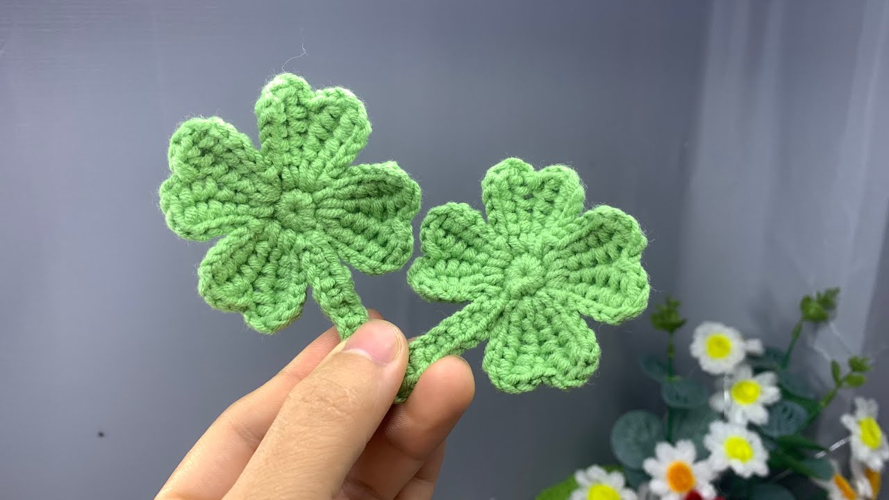 Crochet Four-Leaf Clover Keychain 🍀 | Simple & Easy Tutorial | Móc Cỏ Bốn Lá May Mắn