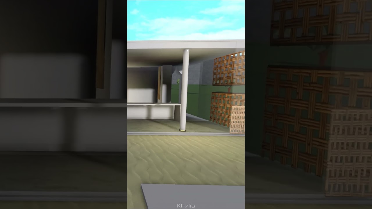 Day 1 of making a Beach dining area in bloxburg!🌴🌊 #bloxburg #roblox #bloxburgbuilder