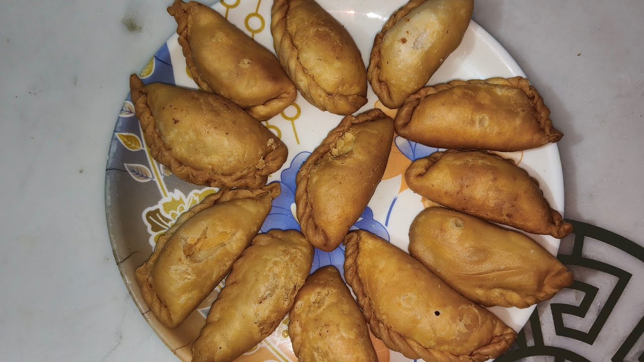 Gujiya ki recipe jarur dekhen is tarike se banaen