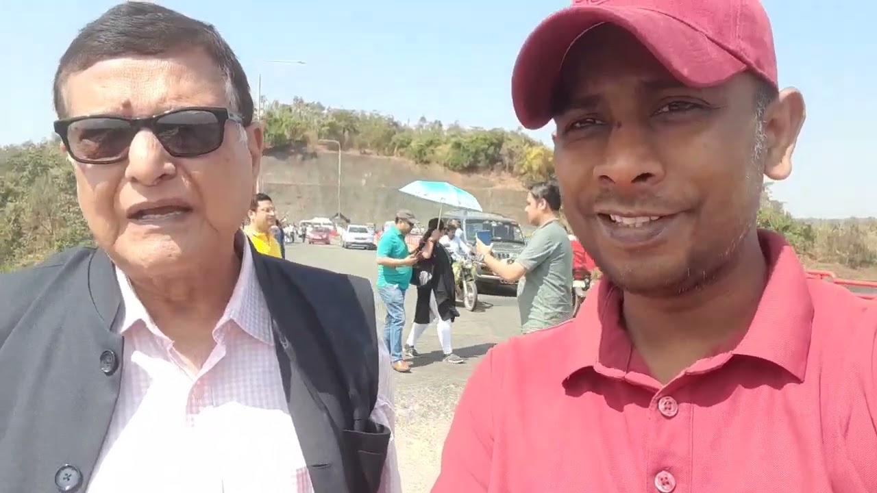 बहुत सुंदर वीडियो है पहाड़ी इलाका का