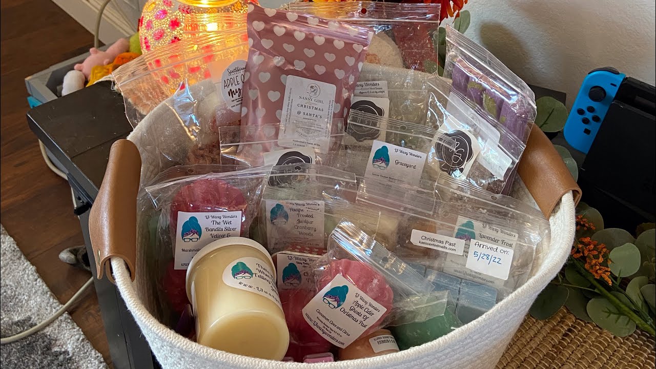 November Monthly Wax Melting Basket! Sliding Out of Fall And Into Christmas!