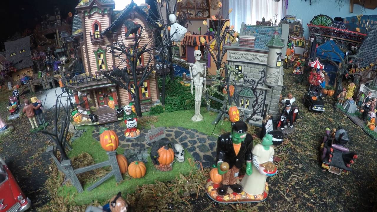BJ's Department 56 Halloween village 2016 preview Part 2