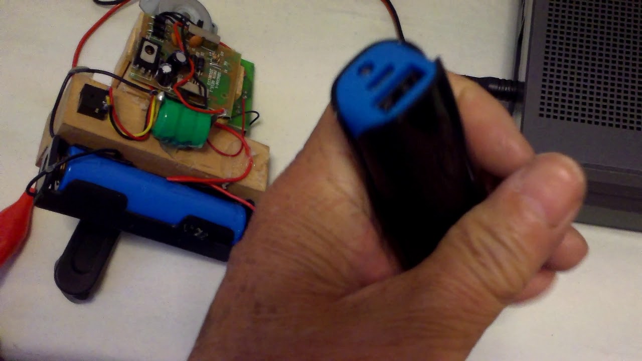 Powering the sony icf 2010 radio with a single 18650 lithium ion battery