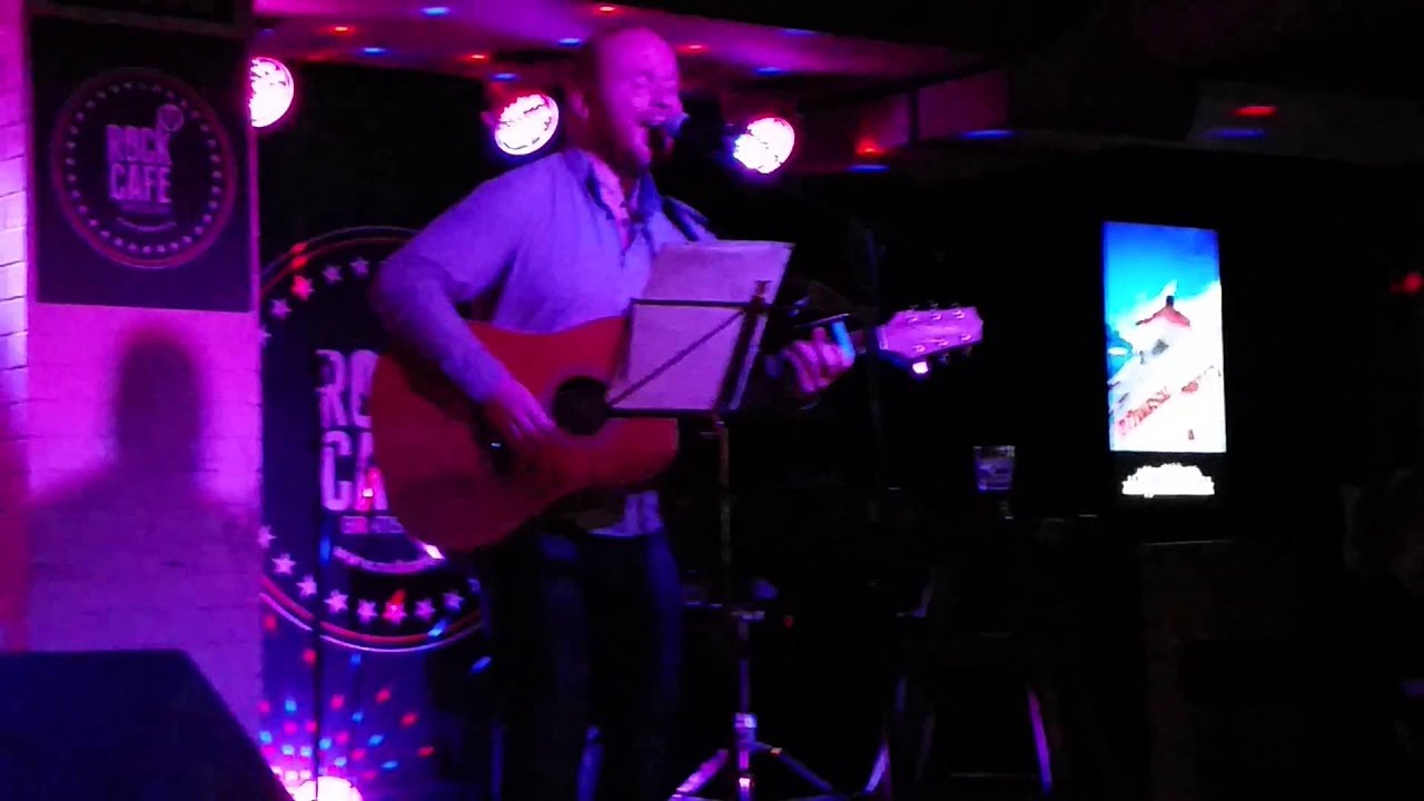 Mick Moss - Another Brick in the Wall