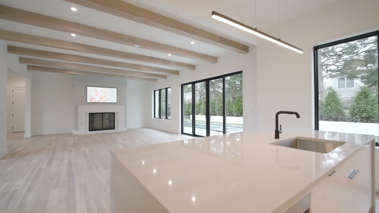 Virtual Tour of New Contemporary Hamptons Home at 35 Windermere Drive in Sag Harbor