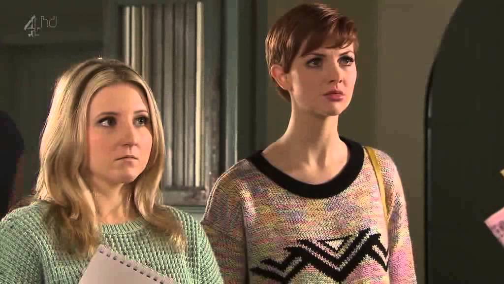 Hollyoaks Jen is horrible to Esther and Tilly