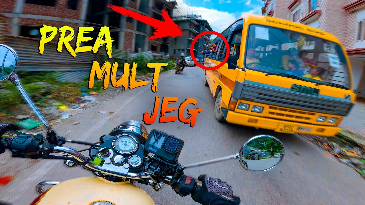AU ARUNCAT CU MANCARE IN MINE - MOTOCICLIST IN INDIA SI HIMALAYA Part 1