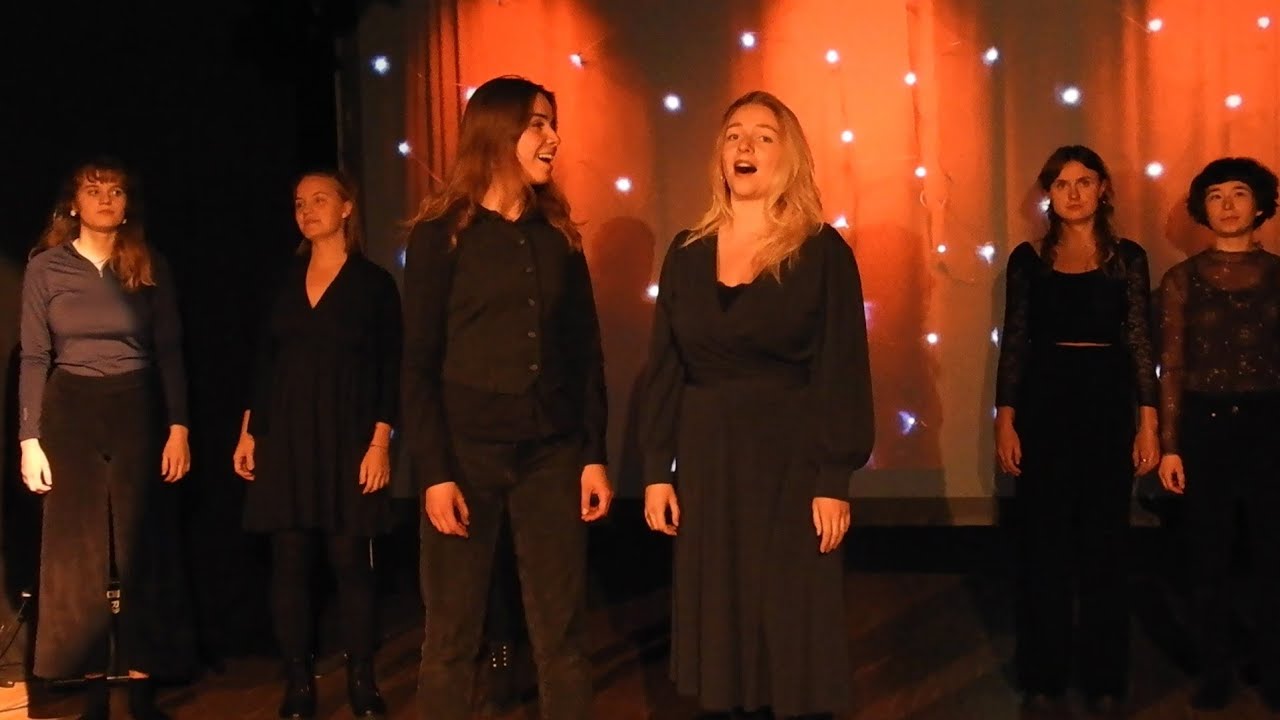 Balkan Medley - Gesangstutorium OTH Regensburg (Studiengang MuB)/ 13.12.23 @ W1 Leitung: Xenia Twarz