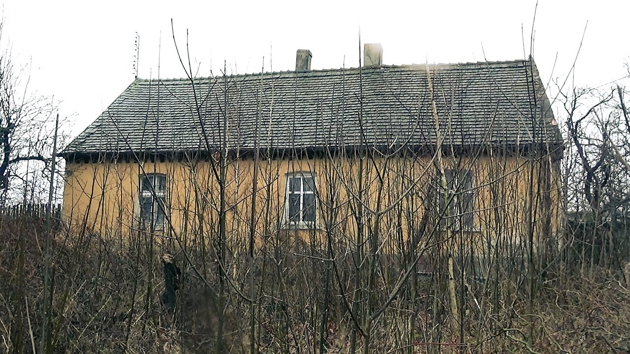 Opuszczony dom religijnej rodziny. Milion złotych na Radio Maryja.