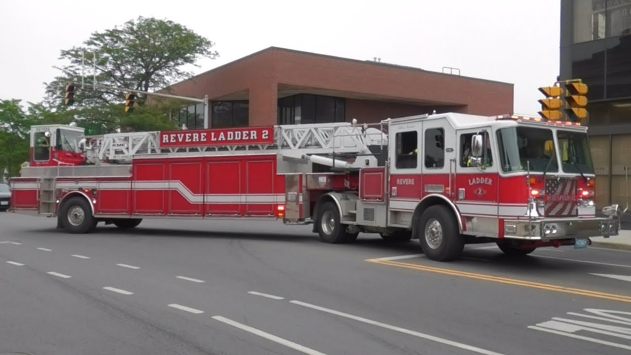 Revere, MA Fire Department Engine 4 & Ladder 2 Responding