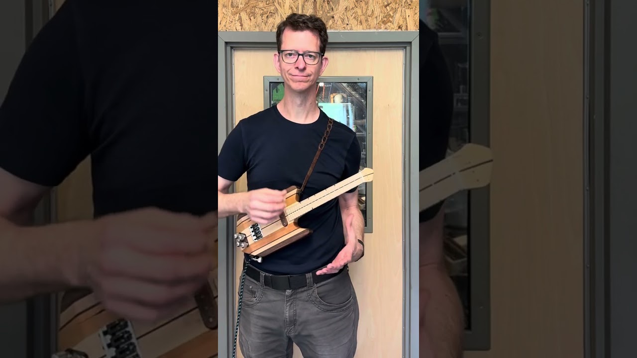 Intro to Akerworks Fine Instruments ElectroUke 1.1