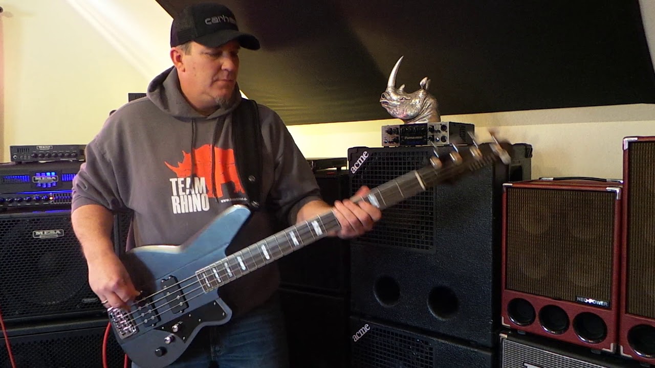 Reverend - Thundergun Bass - Andy Irvine