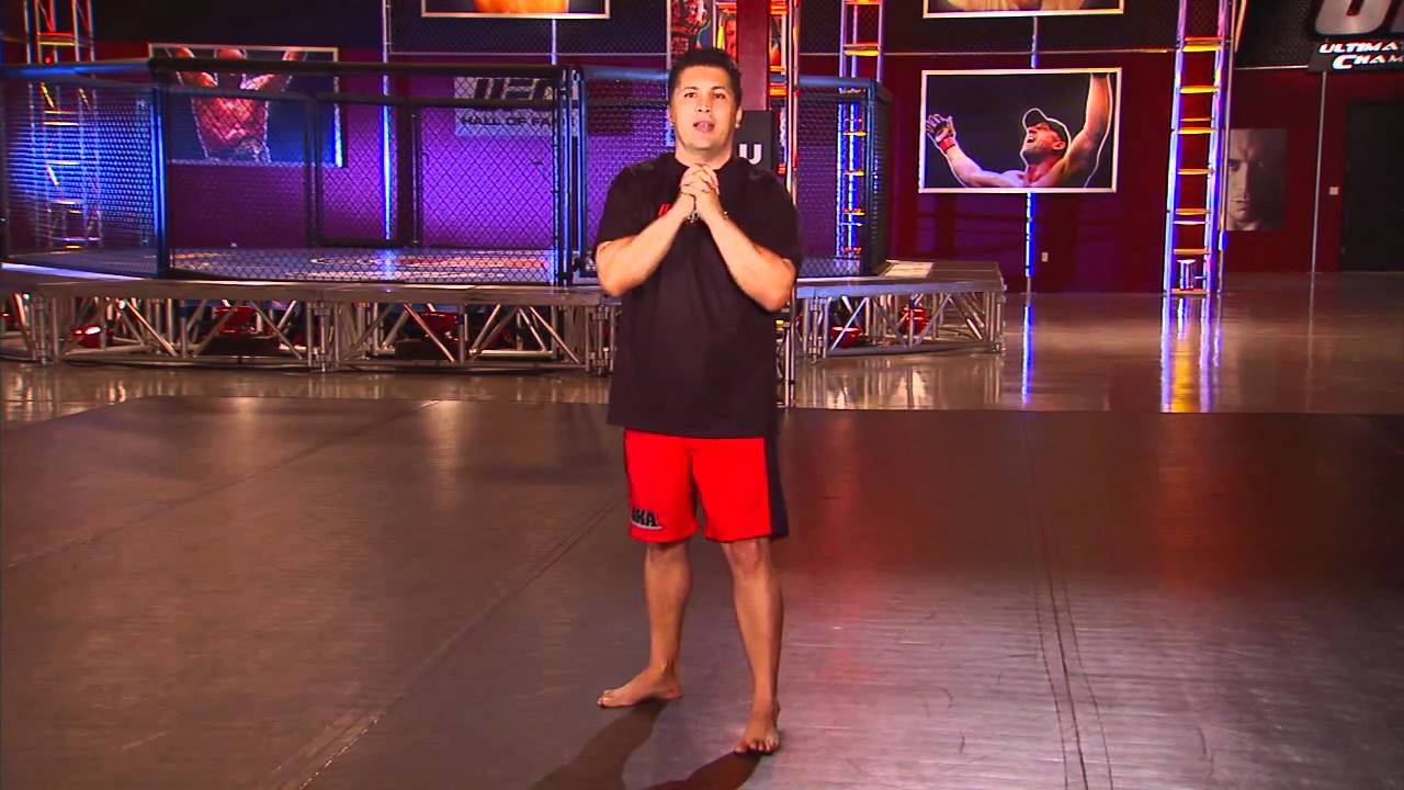 Javier Mendez - Uppercut Cross Hook Combo - UFC Personal Trainer
