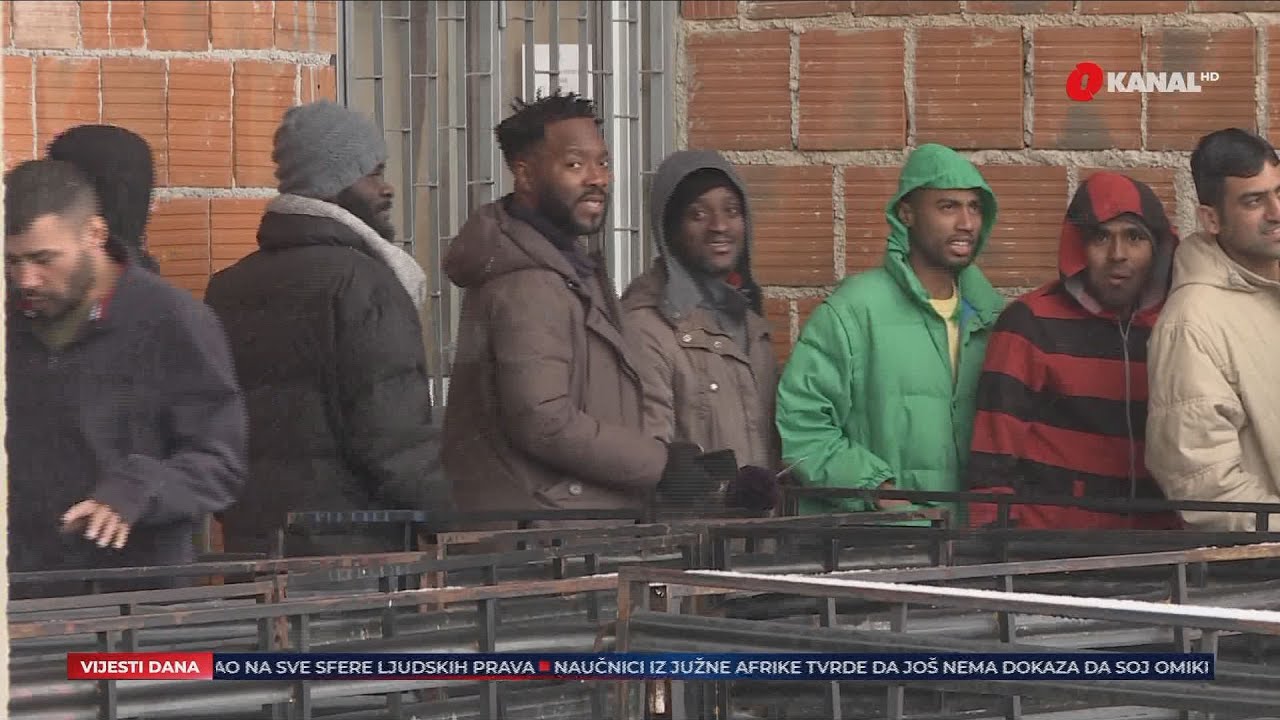 Posjetili smo migrantski kamp Blažuj: Pogledajte u kakvim uvjetima migranti dočekuju zimu