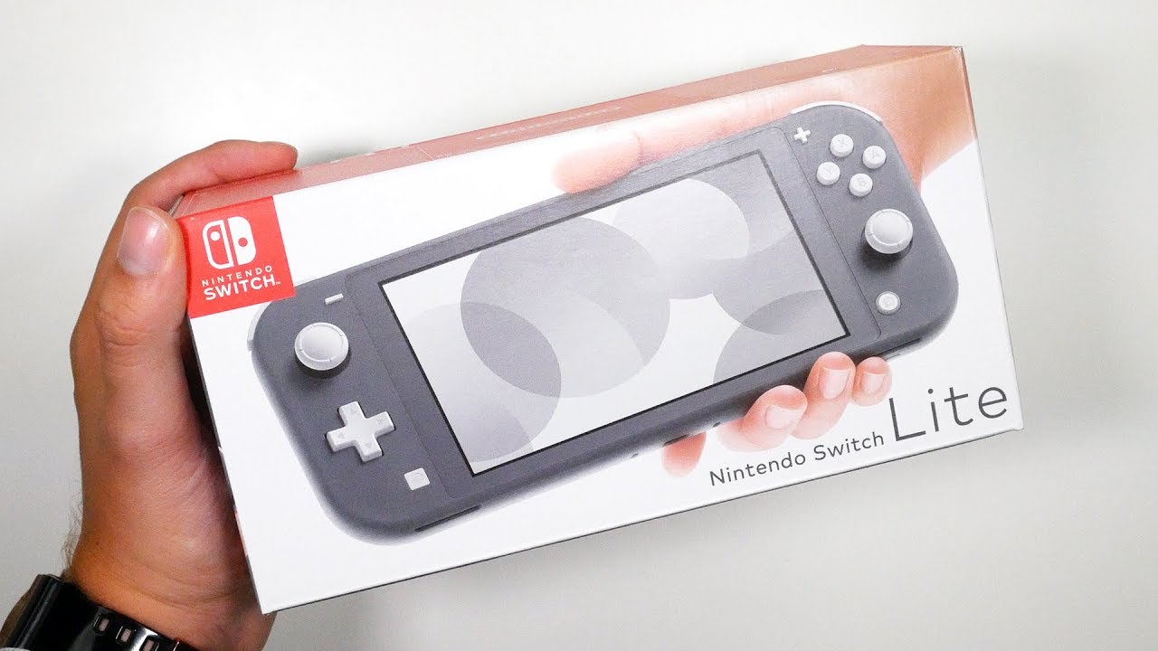 Распаковка серой Nintendo Switch Lite