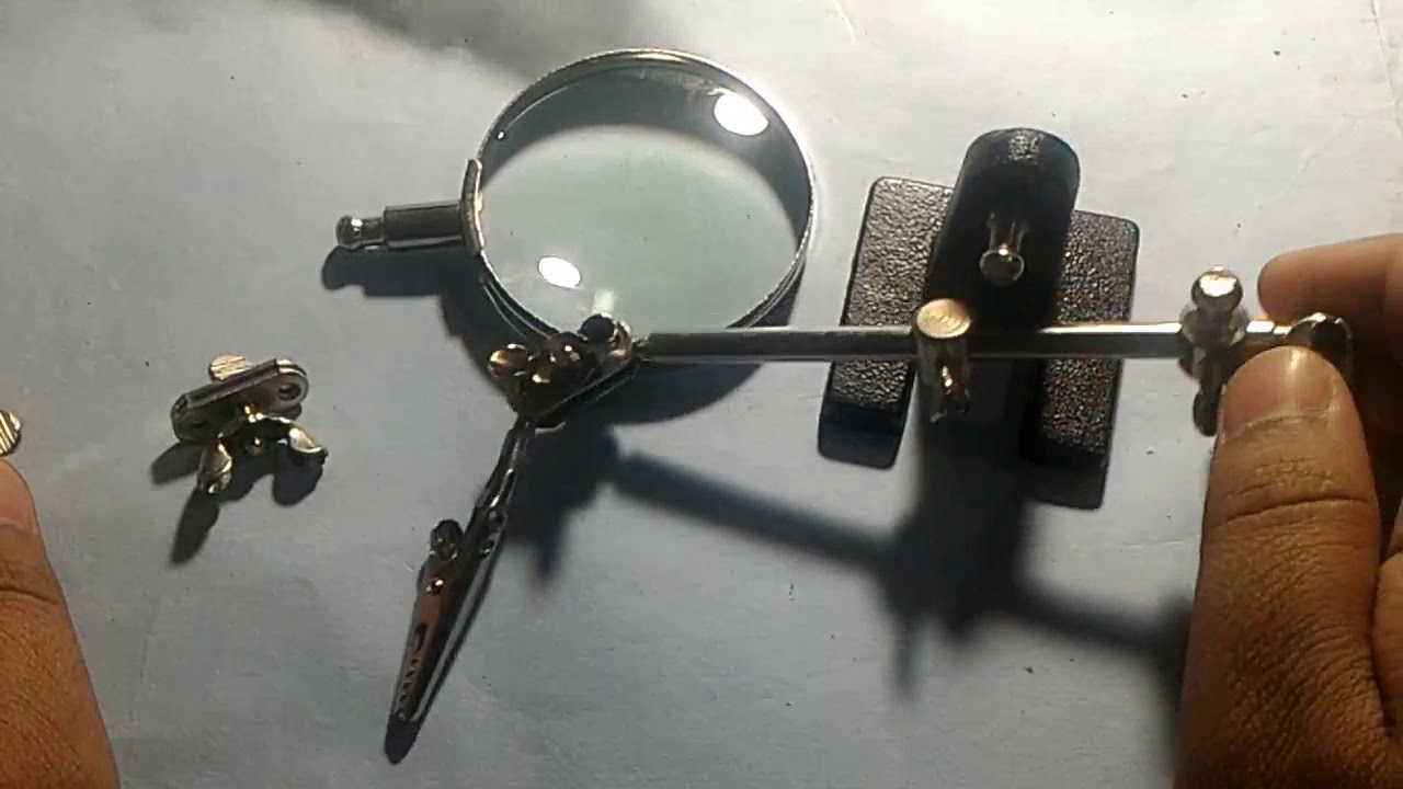 Unboxing, Assembling and Explaining Helping Hand - An important tool for all electronics beginners.