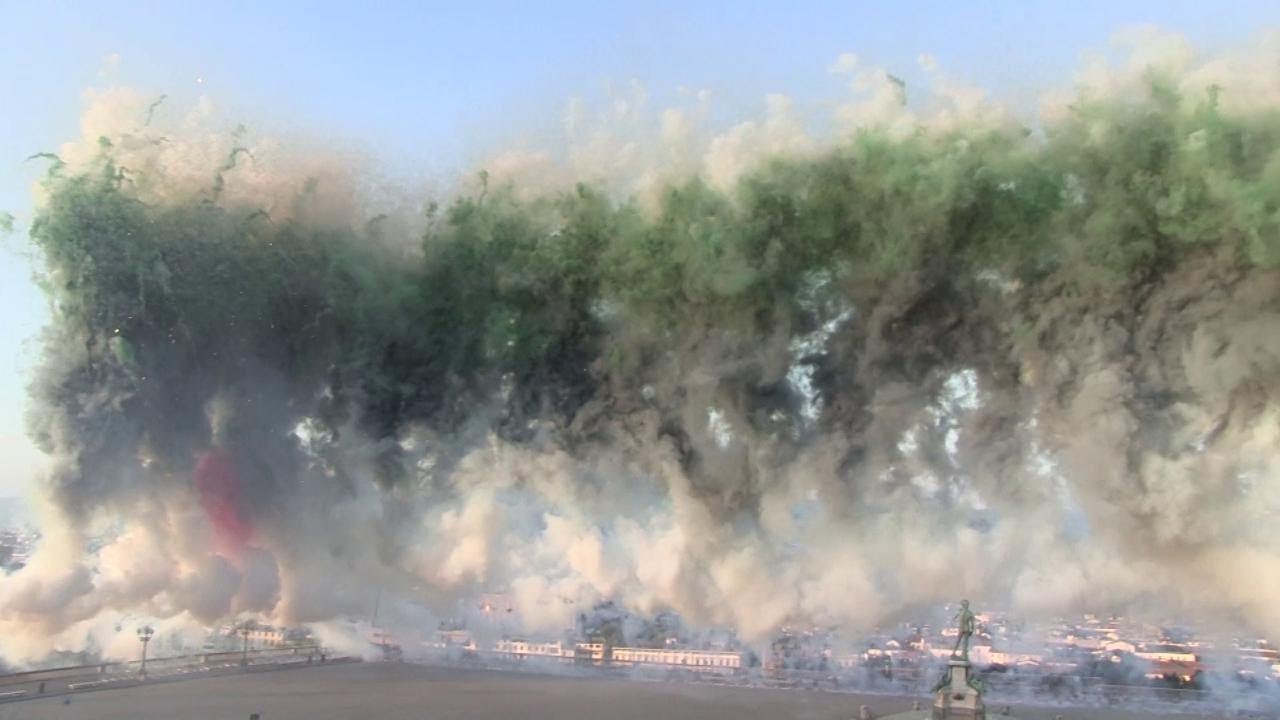 Firenze, i fuochi d'artificio ispirati a Botticelli dell'artista cinese Cai Guo-Qiang