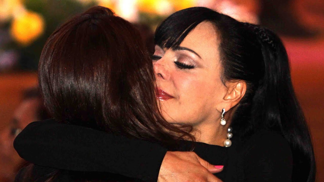 Maribel Guardia se despidió muchas veces de Joan Sebastian