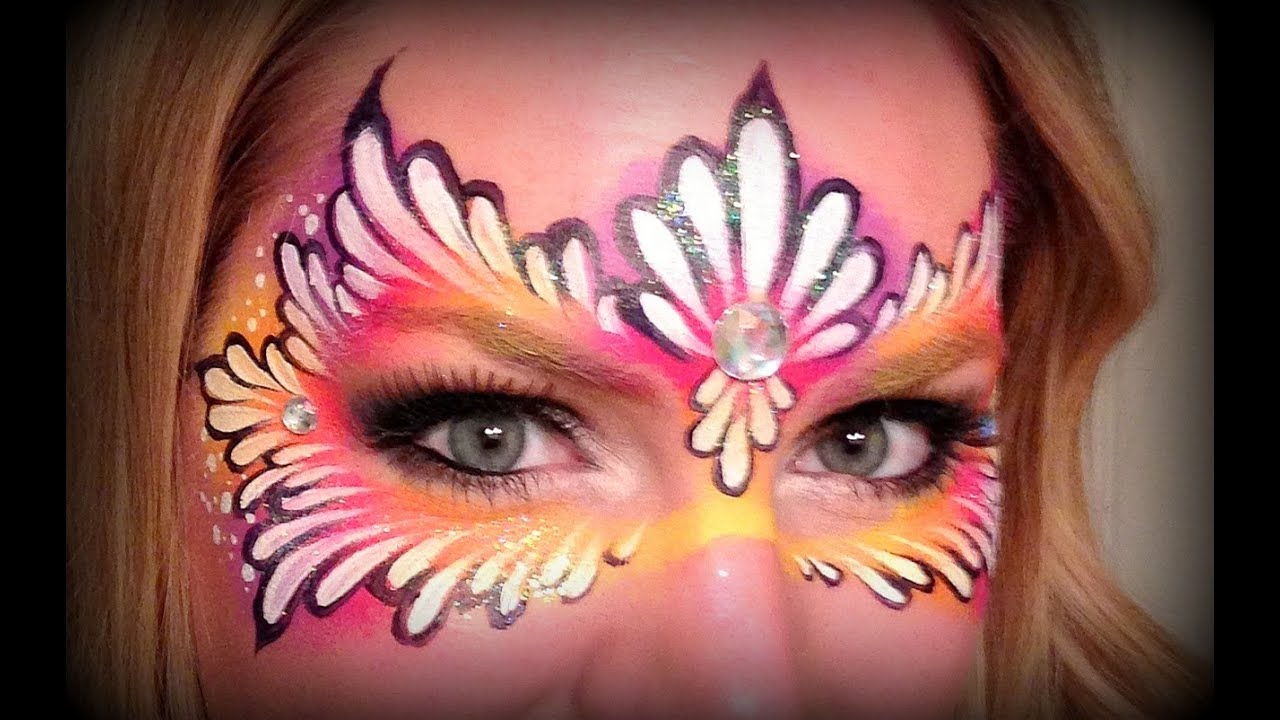 Pretty Mardi Gras Mask Tutorial