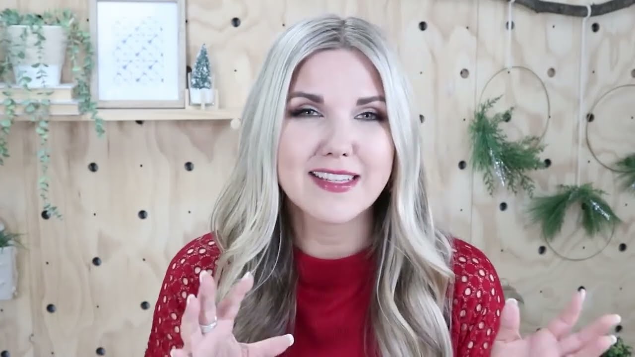 Checkout This Christmas Tree Ornament DIY Idea!