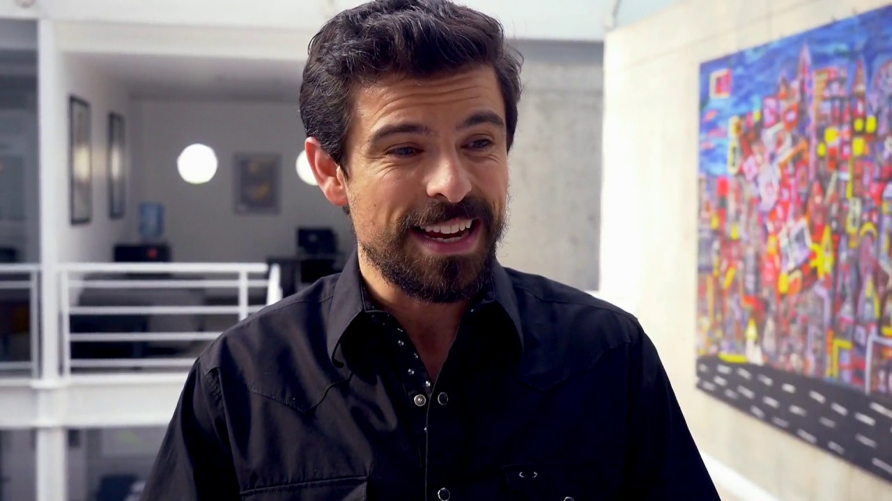 Jorge Luis Moreno esta feliz con su personaje de Victor Casillas