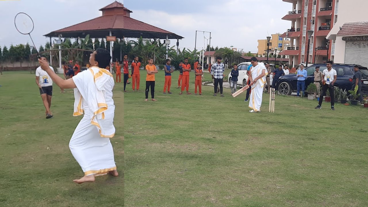 बच्चों के साथ क्रिकेट खेलते हुए आचार्य बालकृष्ण जी महाराज Patanjali gurukulam haridwar