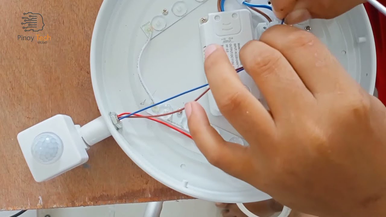 How to Convert basic ceiling lamp to Motion sensor  operated (Tagalog )| PinoyTechStudio