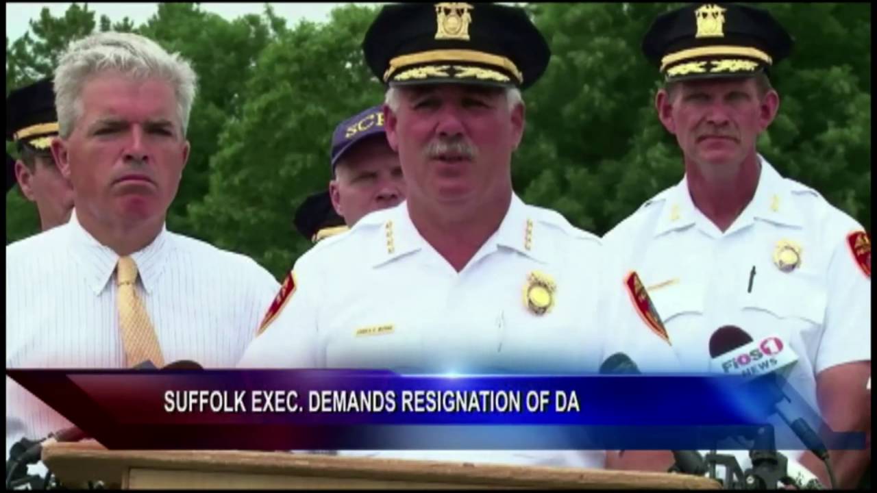 SUFFOLK EXEC. DEMANDS RESIGNATION OF DA