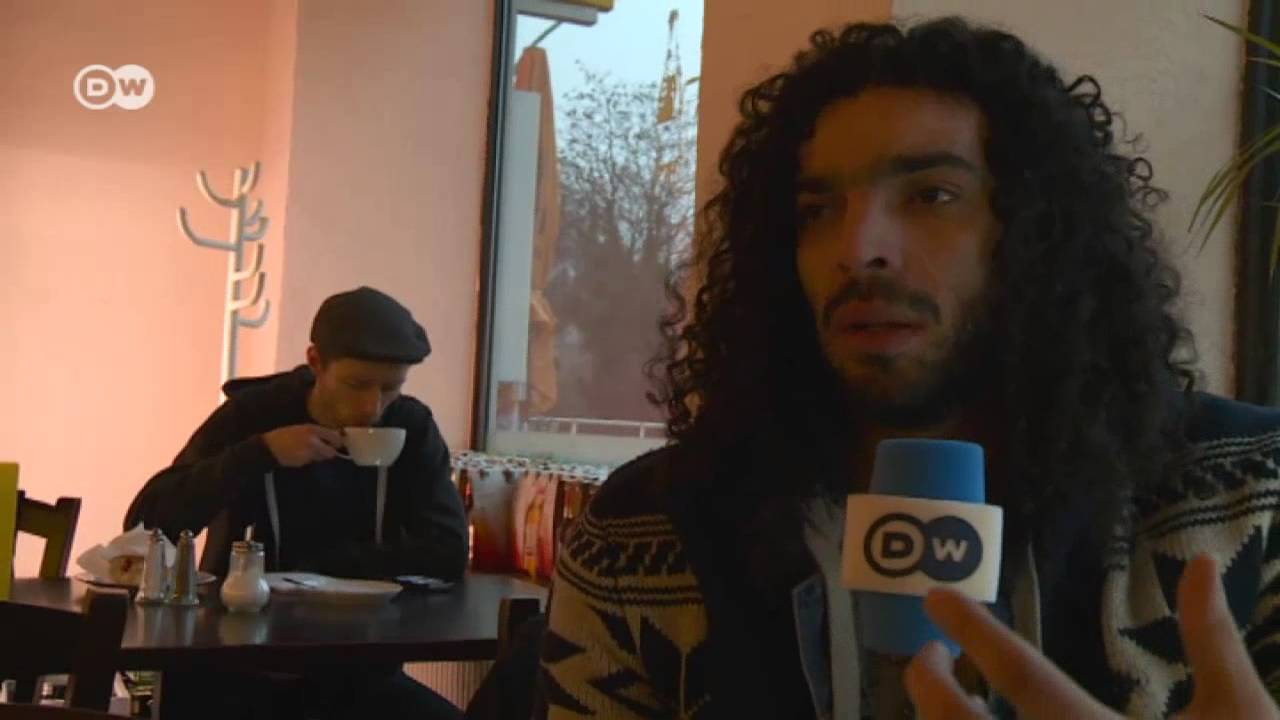 مطرب الثورة المصرية رامي عصام في برلين | الجورنال