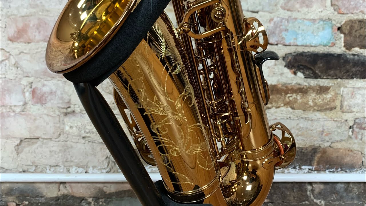 Beautiful Amber Lacquer Yamaha 62III Alto Saxophone! Do you like it better than the regular lacquer?