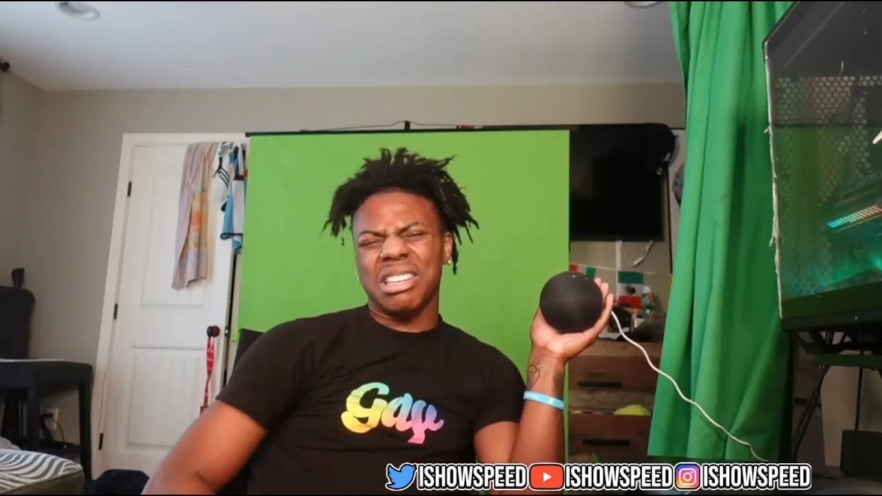 Speed Smells Alexa's Fart..🤢