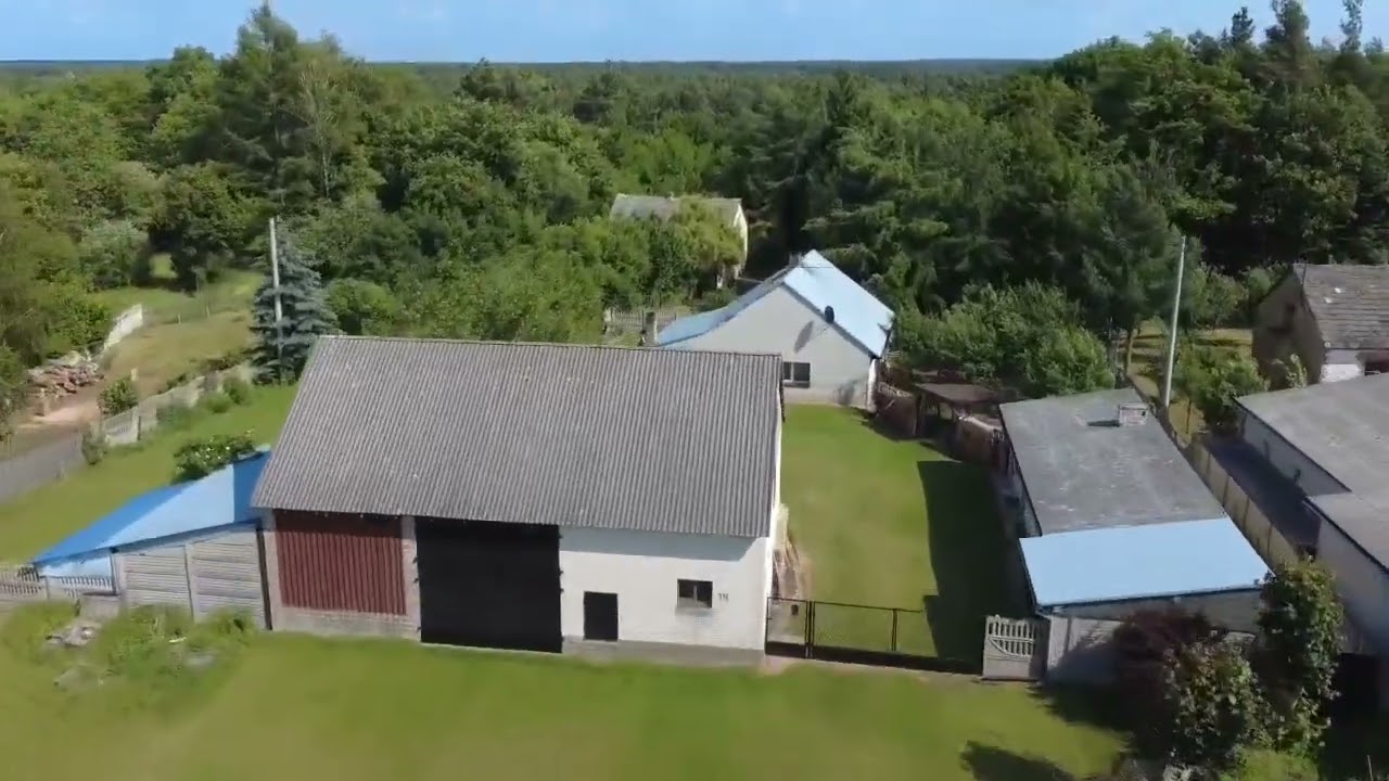 DJI Mini 4K przelot na wioską 