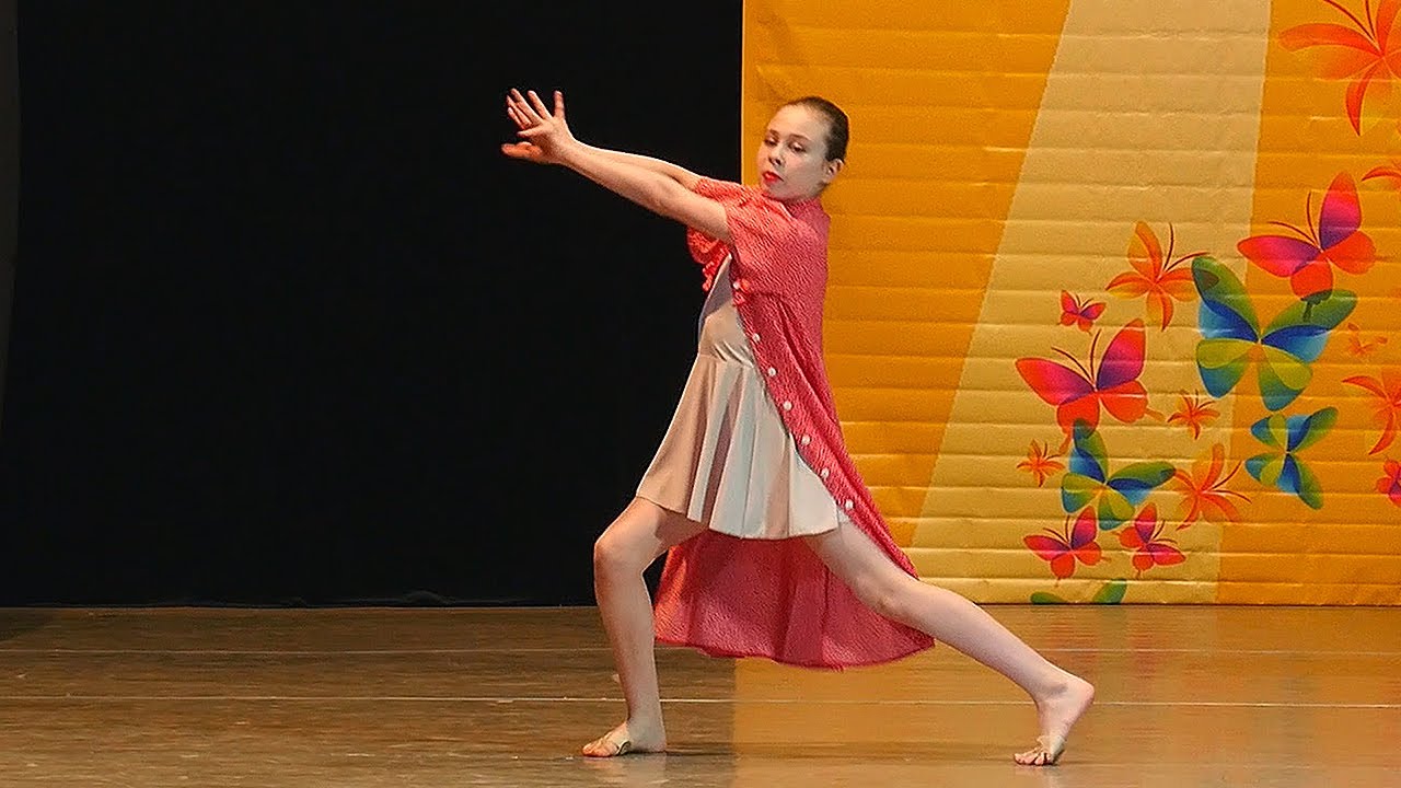 Dance - FROM ANYONE'S SHOULDER. Choreography. Modern dance/ Танец - С ЧУЖОГО ПЛЕЧА.Современный танец