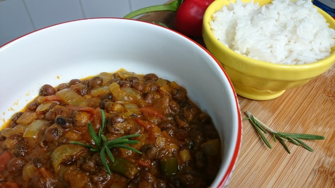 Pigeon Peas In Coconut Milk With Coconut Rice. (Mbaazi Za Nazi)